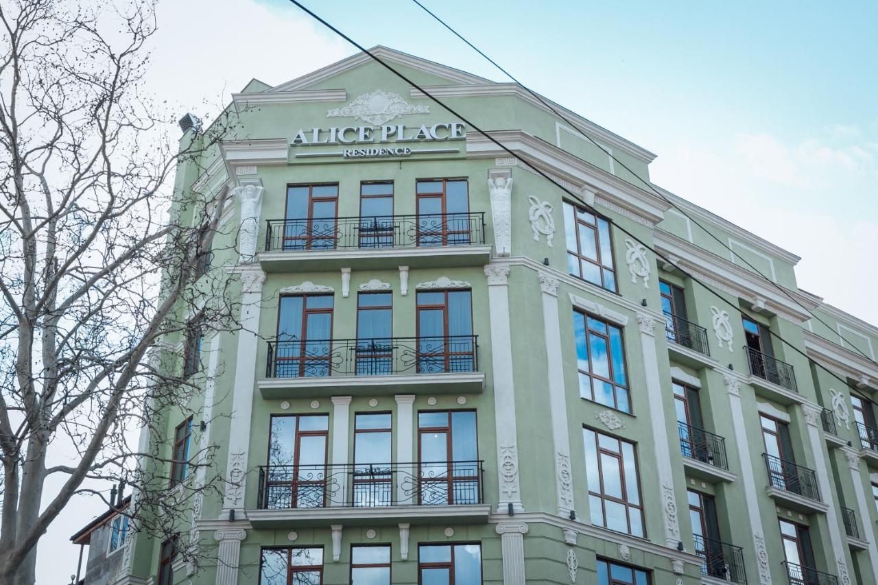 Alice Place Hotel Odessa Buitenkant foto